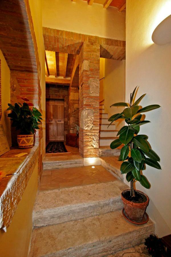 La Locanda del Vino Nobile B&B Montepulciano Stazione Exterior foto
